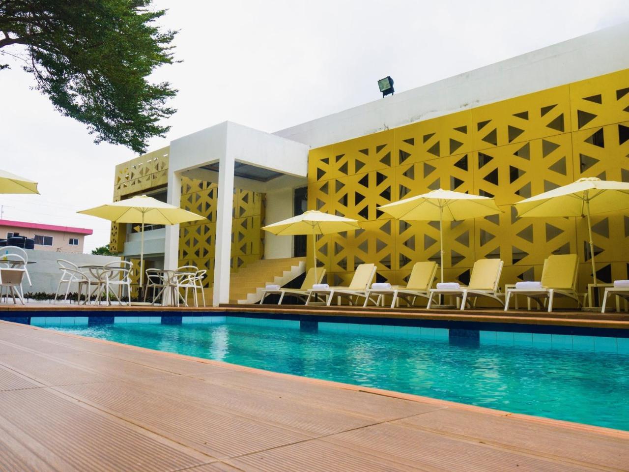 The Cabin Hotel Akkra Exterior foto